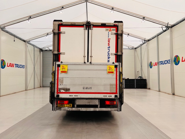 DAF CF 290 6×2 Rear Steer Fridge Box