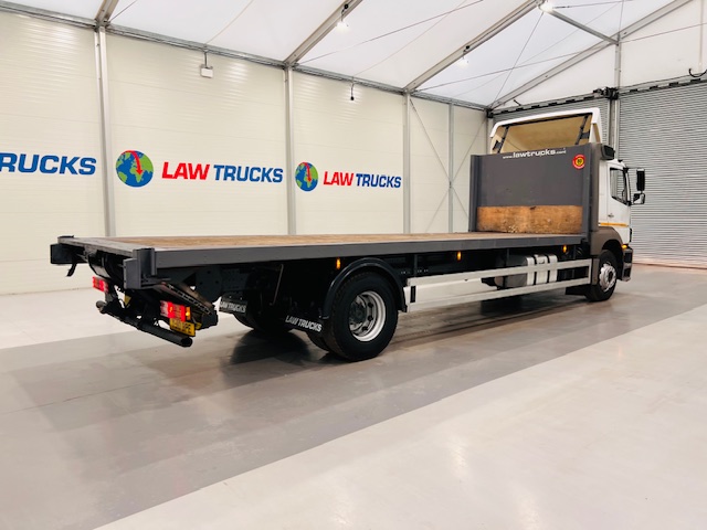 Mercedes Axor 1824 Sleeper Cab Flatbed