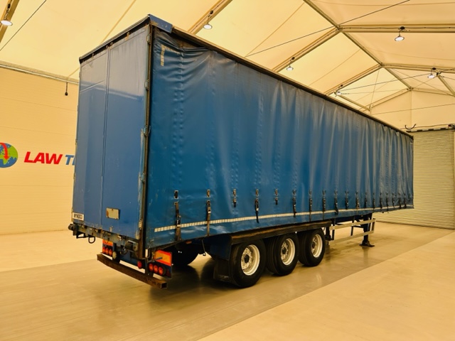 SDC Tri Axle Curtainsider Trailer