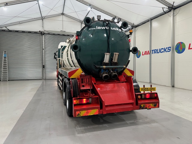 Scania R420 8×4 Highline Vacuum Tanker