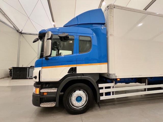 Scania P250 4×2 Sleeper Cab Fridge Box