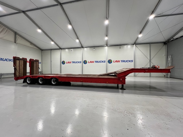 Andover Tri Axle Machinery Carrier Lowloader