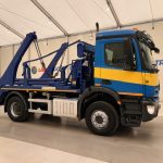 Mercedes Arocs 1824 Day Cab Skip Loader - thumbnail
