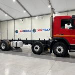 Volvo FM12 340 8×4 Day Cab Chassis Cab - thumbnail