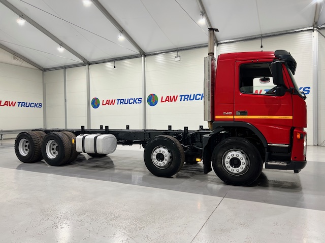 Volvo FM12 340 8×4 Day Cab Chassis Cab