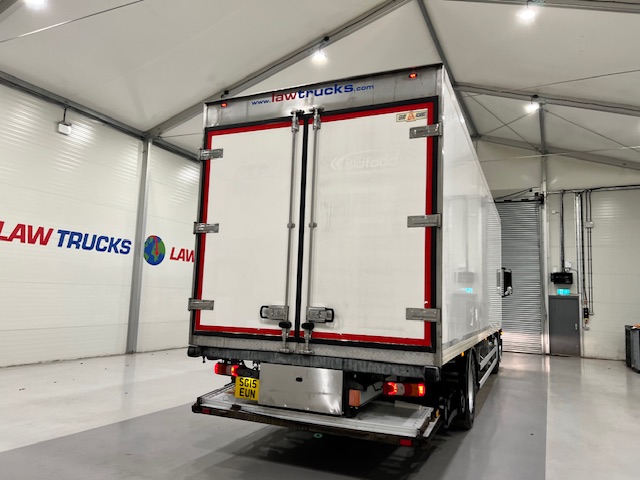 Mercedes Antos 1827 Day Cab Fridge Box