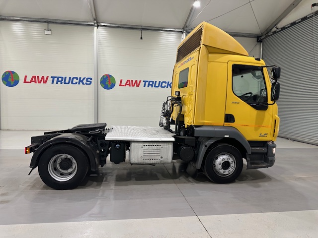 DAF LF 250 4×2 Rest Cab Tractor Unit
