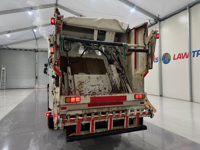 DAF LF 220 4×2 Day Cab Refuse Collector