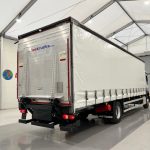 Mercedes Actros 1824 Day Cab Curtainsider - thumbnail