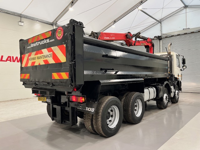 DAF CF85 410 8×4 Day Cab Steel Tipper Grab