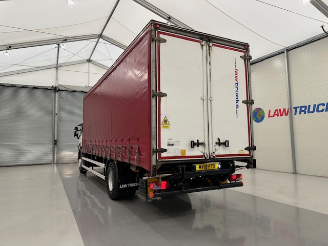 Scania P250 4×2 Sleeper Cab Curtainsider