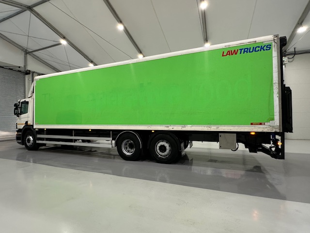 Scania P280 6×2 Rear Lift Day Cab Fridge Box