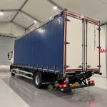 DAF CF 250 4×2 Sleeper Cab Curtainsider - thumbnail