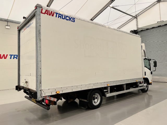 Isuzu N75.190 Day Cab Box Van