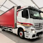 Mercedes Actros 1824 4×2 Sleeper Cab Curtainsider - thumbnail