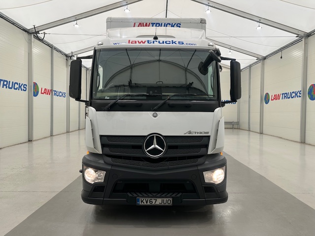 Mercedes Actros 1824 4×2 Sleeper Cab Box Van