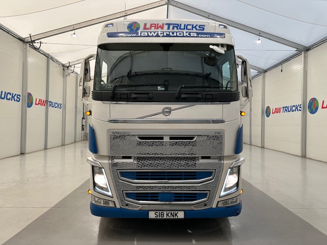 Volvo FH 500 6×2 Midlift Tractor Unit