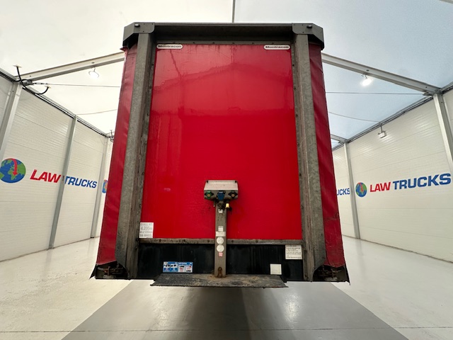 Montracon Tri Axle 4.2m Curtainsider Trailer Moffat Brackets