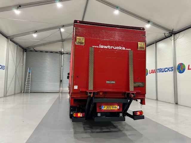 DAF LF 250 Sleeper Cab Curtainsider