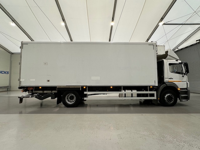 Mercedes Axor 1824 Day Cab Fridge Box