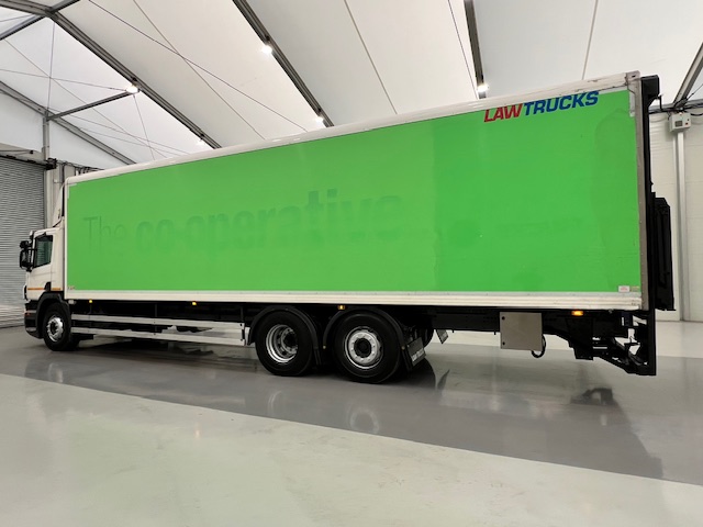 Scania P280 6×2 Rear Lift Day Cab Fridge Box