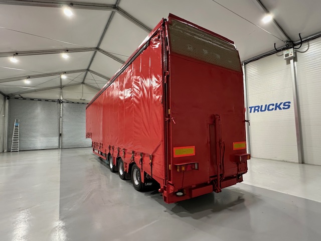 Nooteboom Tri Axle Stepframe Enclosed Lowloader