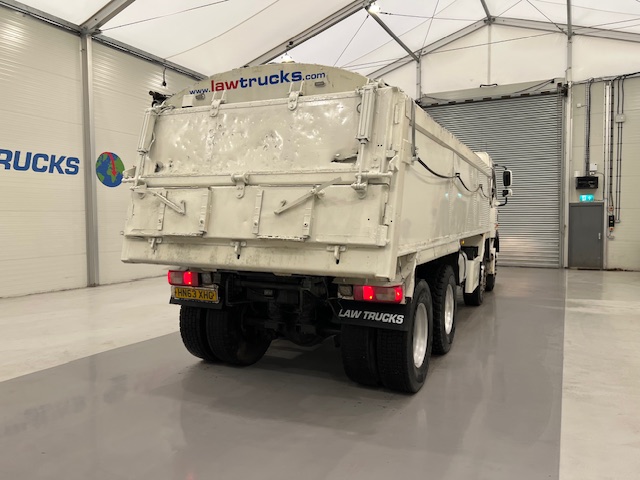 DAF CF85 360 8×4 Sleeper Cab Tipper Manual