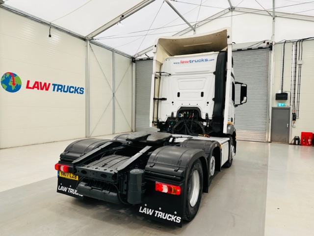 Mercedes Actros 2543 6×2 Midlift Tractor Unit