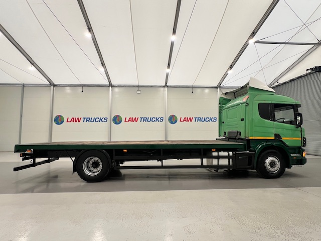 Scania P94 220 4×2 Sleeper Cab Flatbed