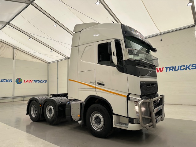 Volvo FH 460 Euro 5 6×2 Tractor Unit Safari Edition