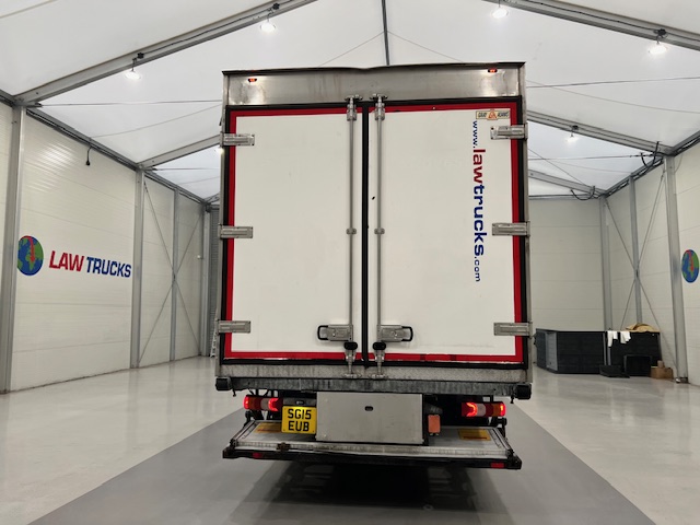 Mercedes Antos 1827 Day Cab Fridge Box