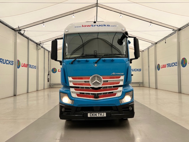 Mercedes Actros 2530 Rear Lift Sleeper Cab Curtainsider