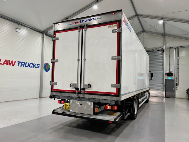 Mercedes Antos 1827 Day Cab Fridge Box