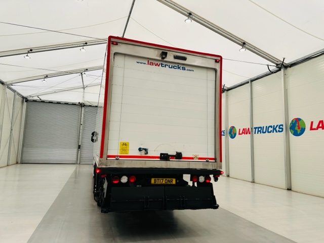 Iveco Stralis 310 AT 6×2 Fridge Box Van