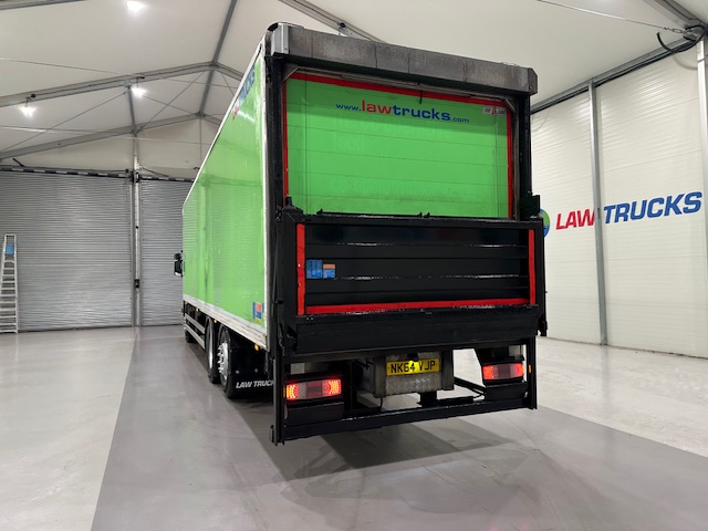 Scania P280 6×2 Rear Lift Day Cab Fridge Box