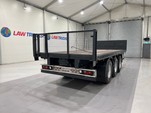 Montracon Tri Axle Flatbed Drawbar Trailer