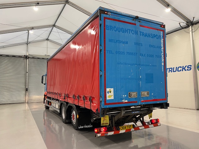 Mercedes Actros 2530 6×2 Sleeper Cab Curtainsider