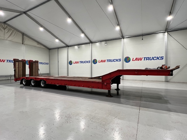 Andover Tri Axle Machinery Carrier Lowloader