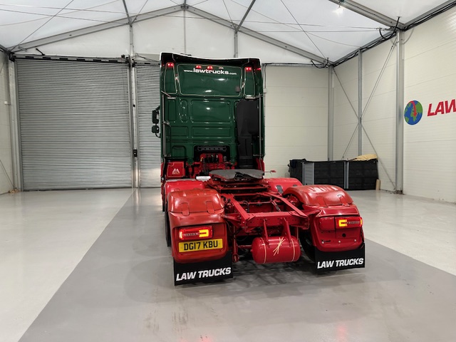 DAF XF 460 6×2 Rear Lift Tractor Unit Manual