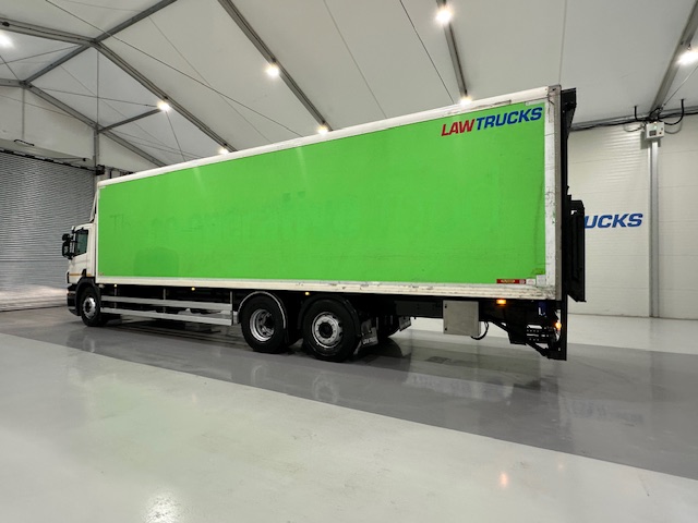 Scania P280 6×2 Rear Lift Day Cab Fridge Box