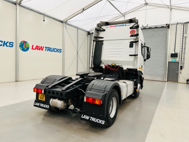 Iveco Stralis 450 4×2 Tractor Unit