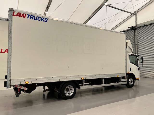 Isuzu N75.190 Day Cab Box Van
