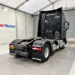 Volvo FH 500 6×2 Midlift Tractor Unit Safari Edition - thumbnail