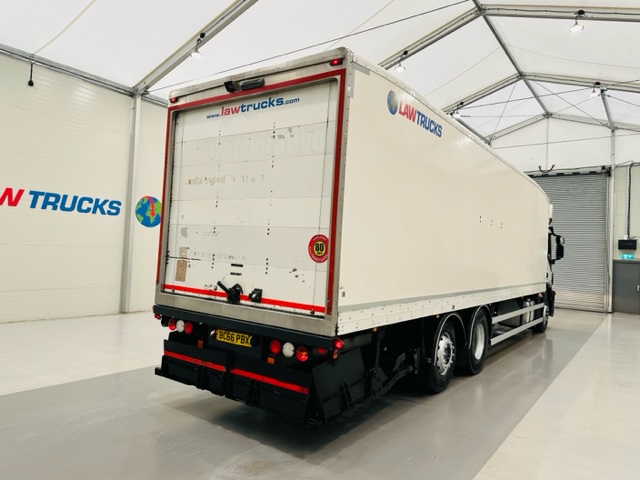 Iveco Stralis 310 Euro 6 6×2 Box Van