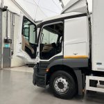 Mercedes Actros 1824 4×2 Sleeper Cab Box Van - thumbnail