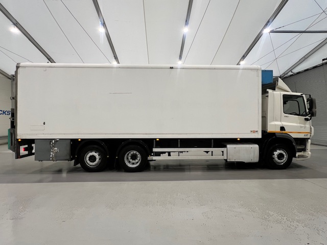 DAF CF 290 6×2 Rear Steer Fridge Box