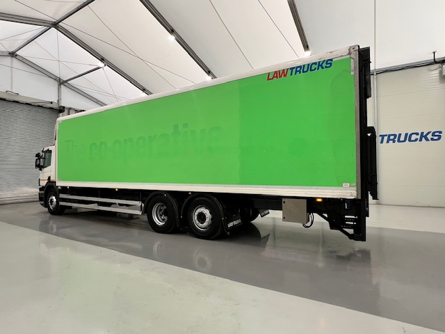 Scania P280 6×2 Rear Lift Day Cab Fridge Box