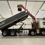 Volvo FM 370 8×4 Steel Tipper Grab - thumbnail