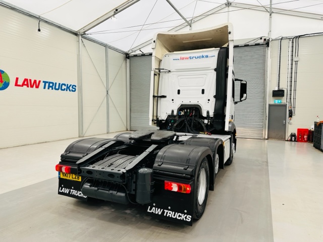 Mercedes Actros 2543 6×2 Midlift Tractor Unit