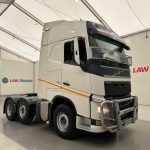 Volvo FH 460 Euro 5 6×2 Tractor Unit Safari Edition - thumbnail